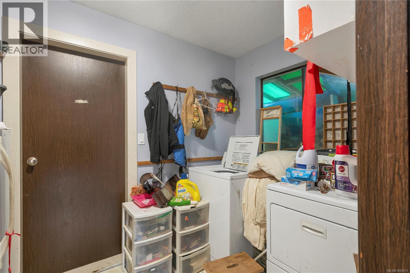 881 Cortez Rd, Campbell River