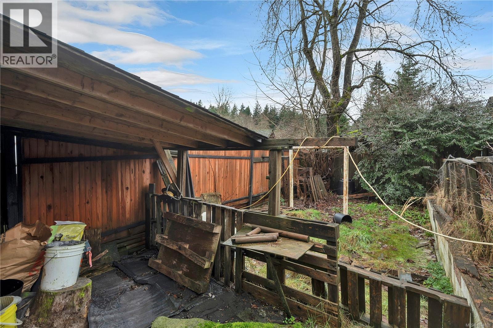 881 Cortez Rd, Campbell River