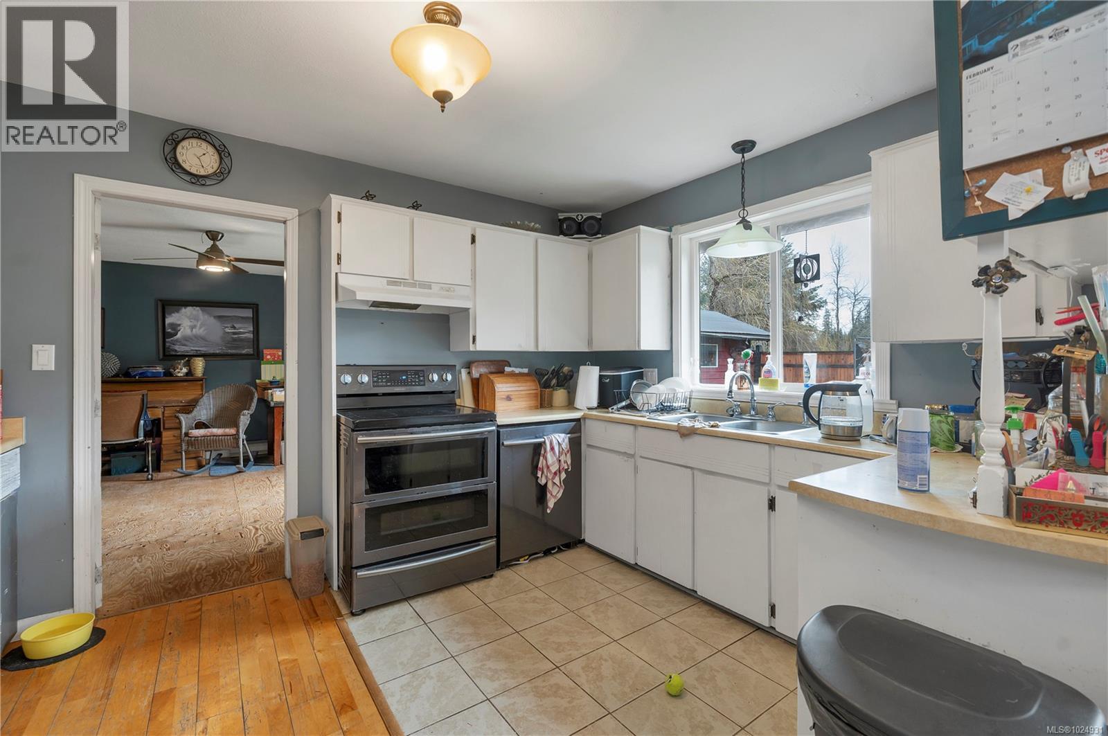 881 Cortez Rd, Campbell River