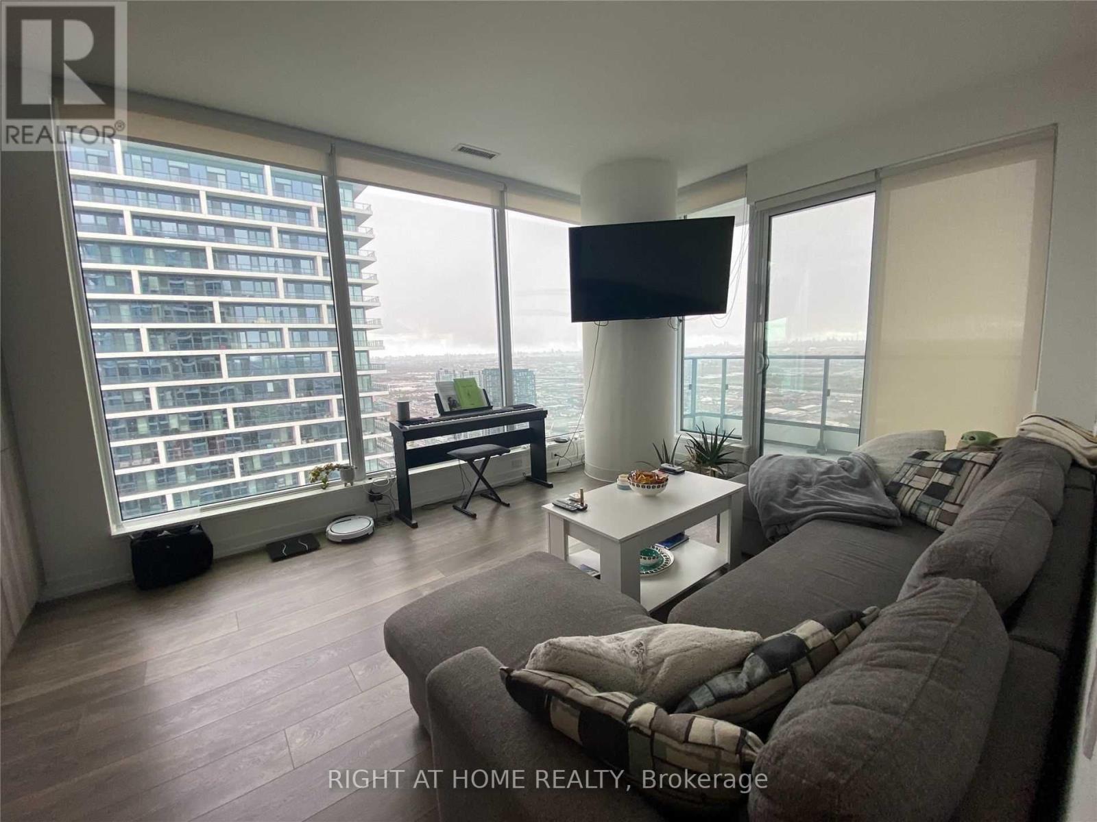 898 Portage Parkway 5703