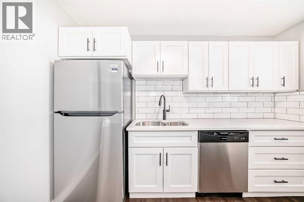 Single Family House Bi-level for Sale in  A Avenue SE Dover Calgary 