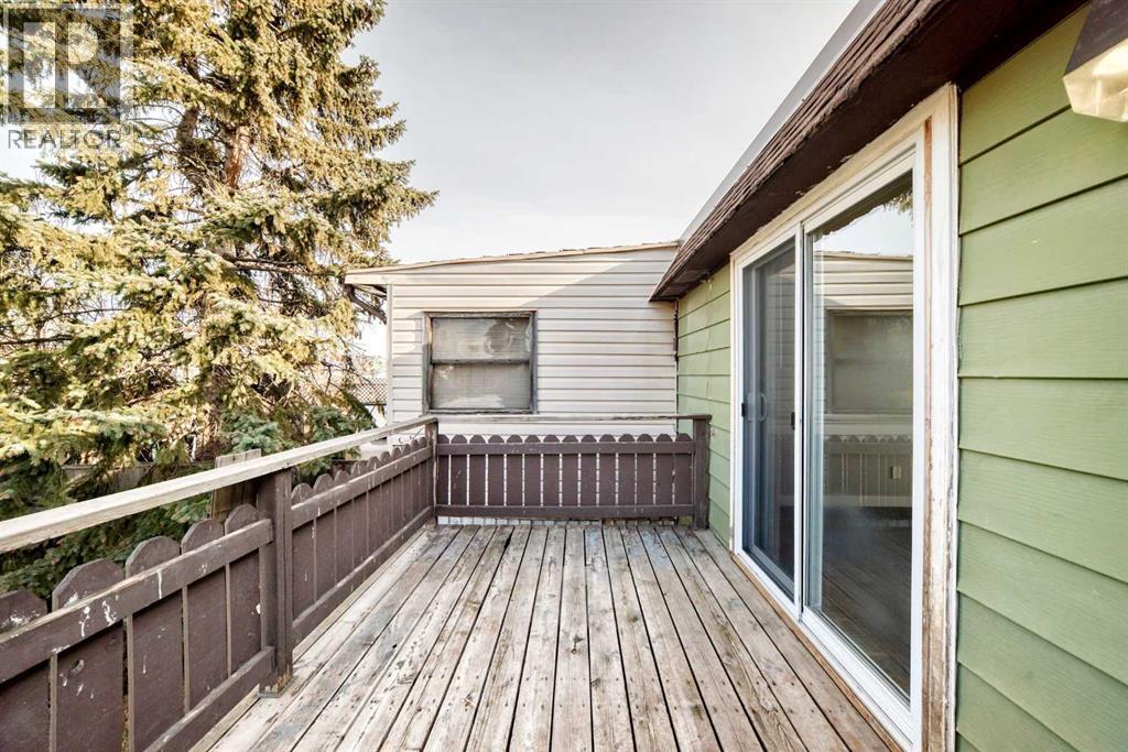 Single Family House Bi-level for Sale in  A Avenue SE Dover Calgary 