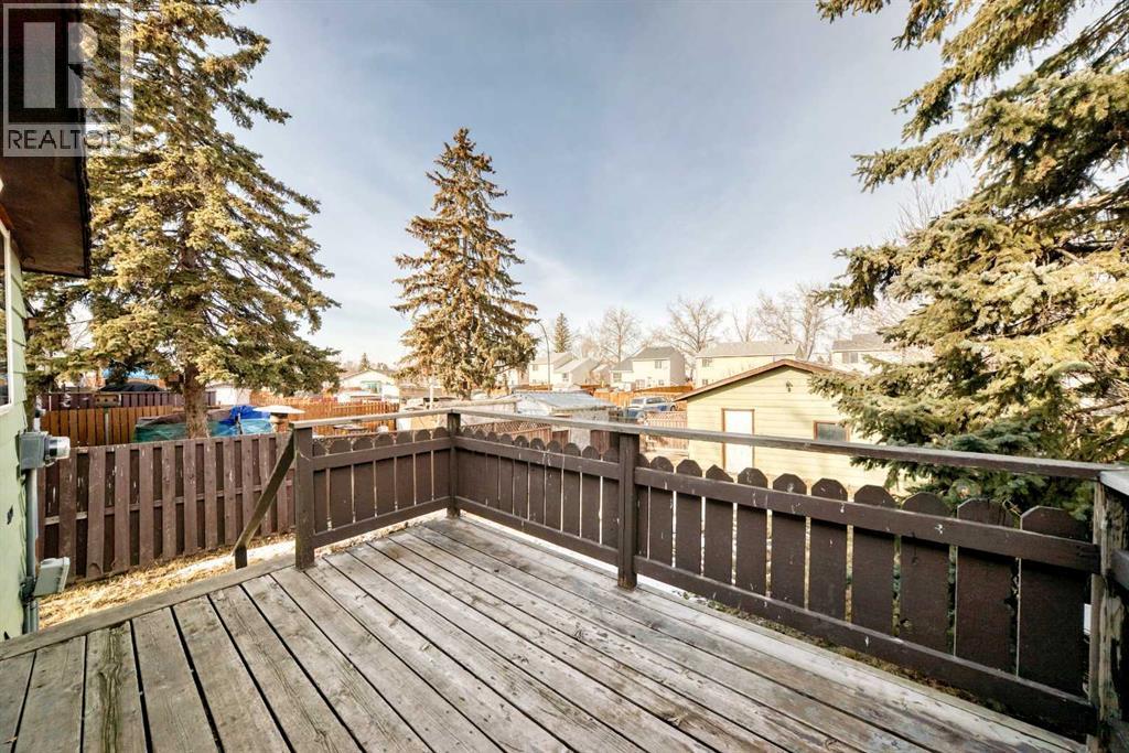 Single Family House Bi-level for Sale in  A Avenue SE Dover Calgary 