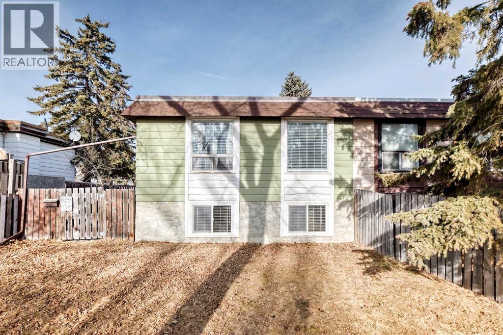 Single Family House Bi-level for Sale in  A Avenue SE Dover Calgary 