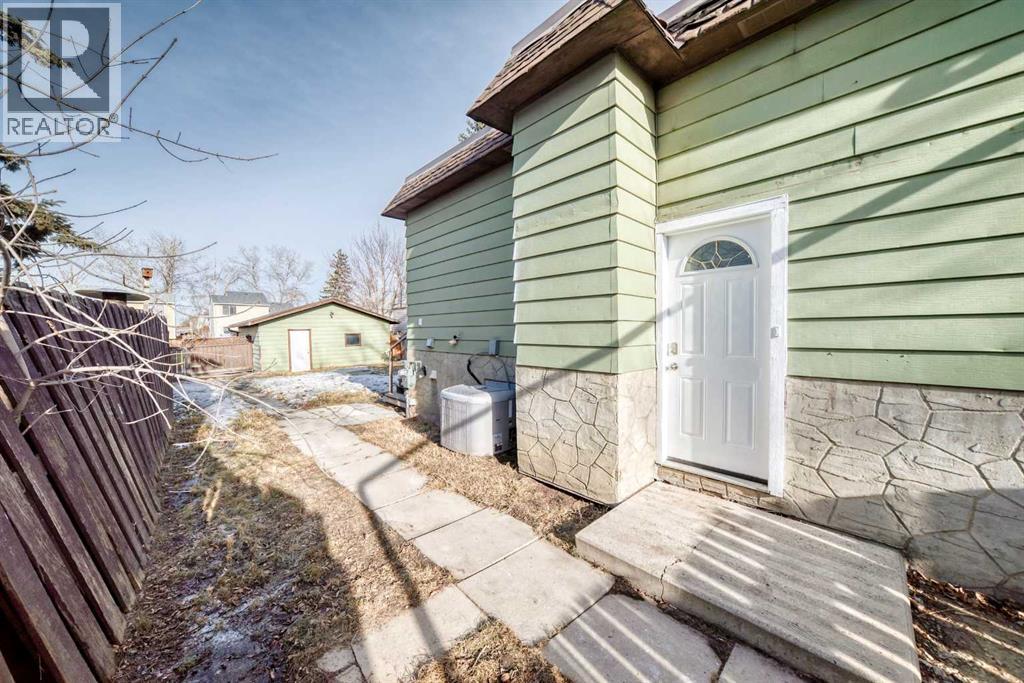 Single Family House Bi-level for Sale in  A Avenue SE Dover Calgary 