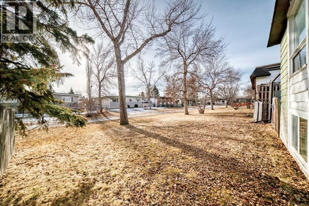 Single Family House Bi-level for Sale in  A Avenue SE Dover Calgary 