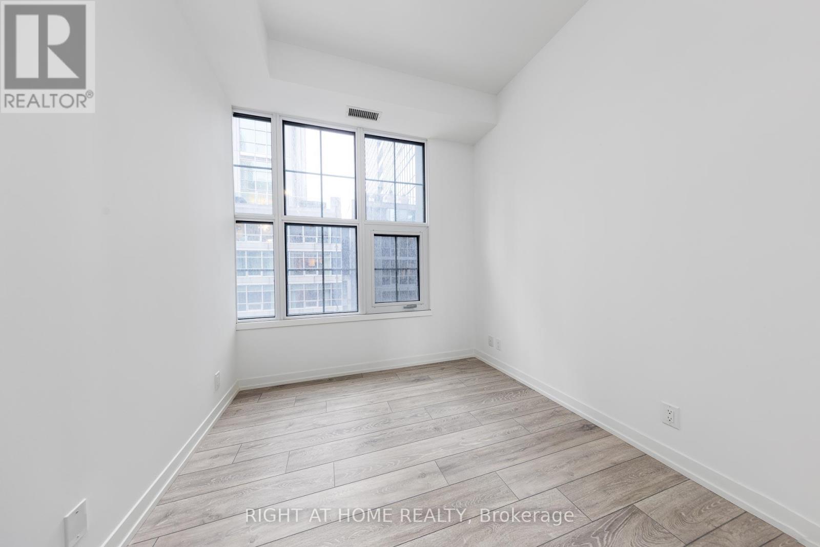 #605 55 MERCER STREET - 10