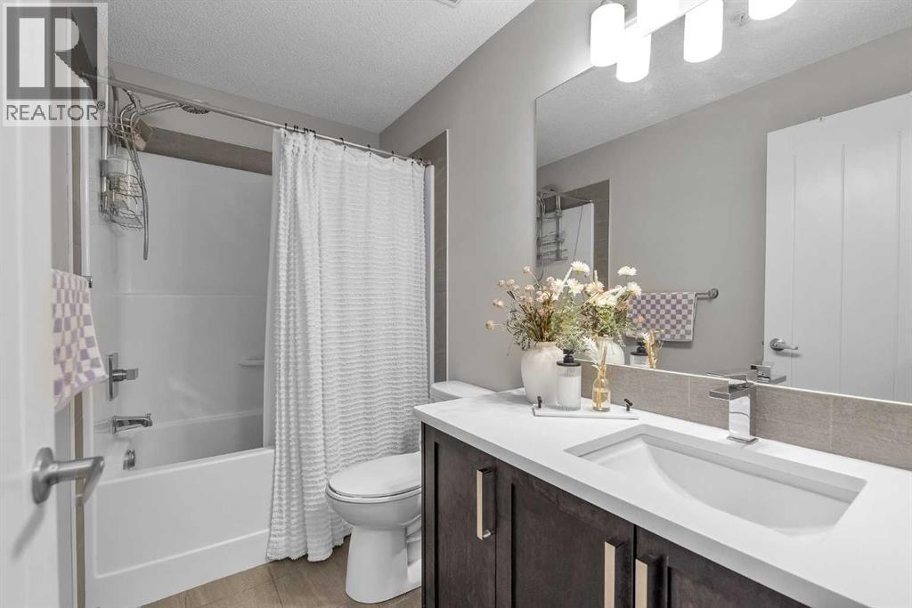 Single Family House for Sale in   New Brighton Avenue SE New Brighton Calgary 