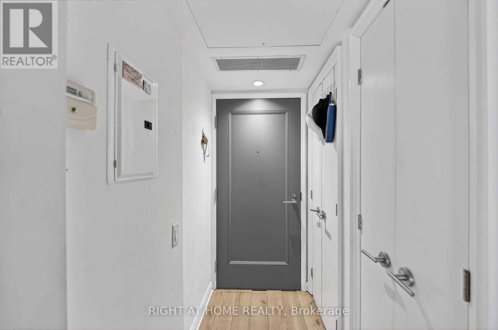#2512 155 YORKVILLE AVENUE - 5