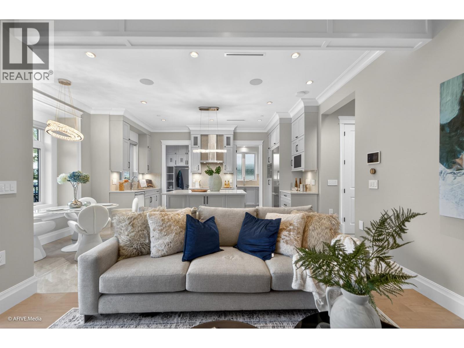 3349 W 37TH AVENUE, Vancouver