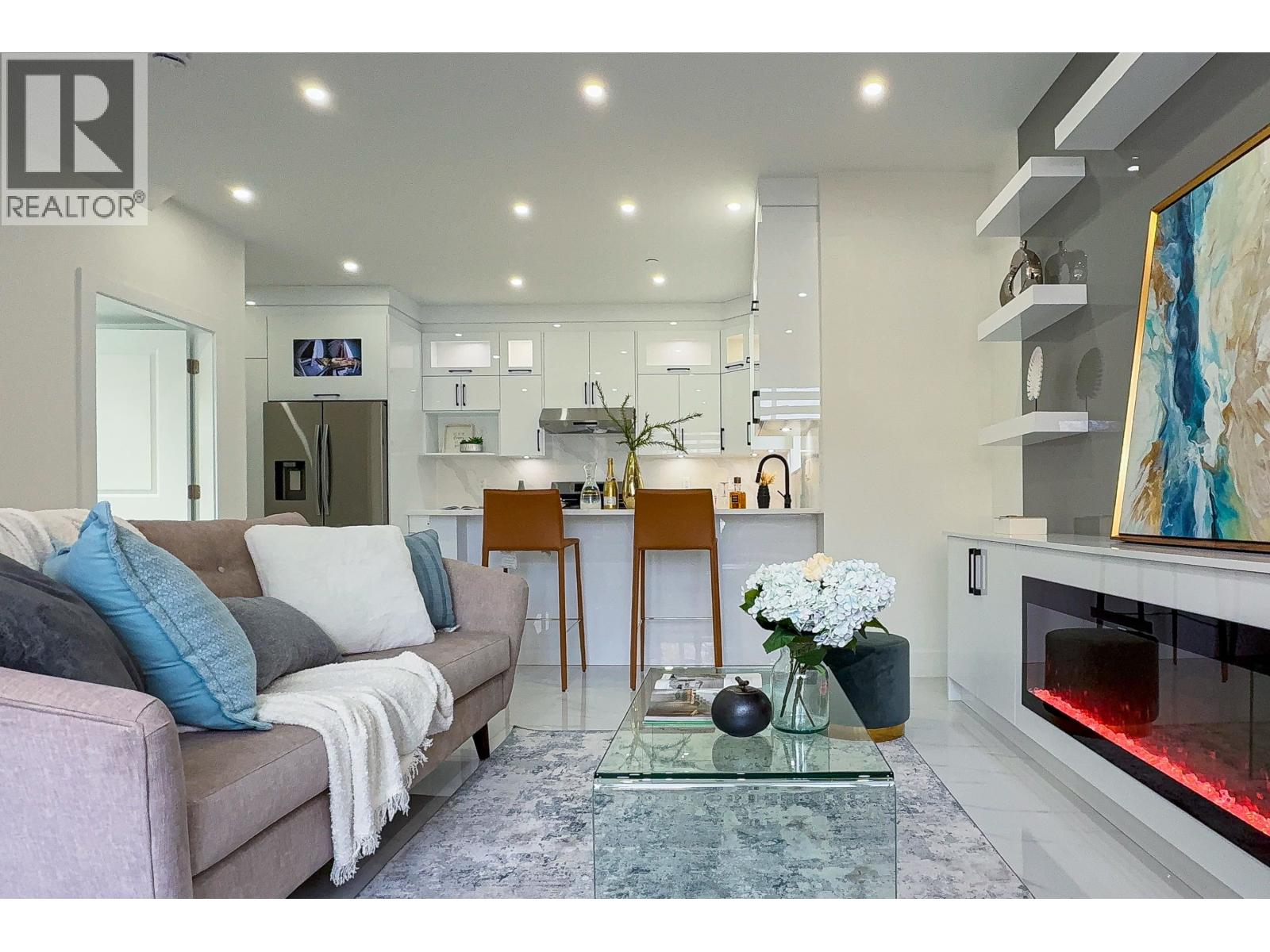 2174 E 46TH AVENUE, Vancouver