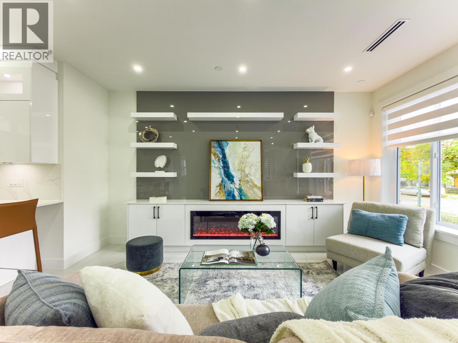 2174 E 46TH AVENUE, Vancouver