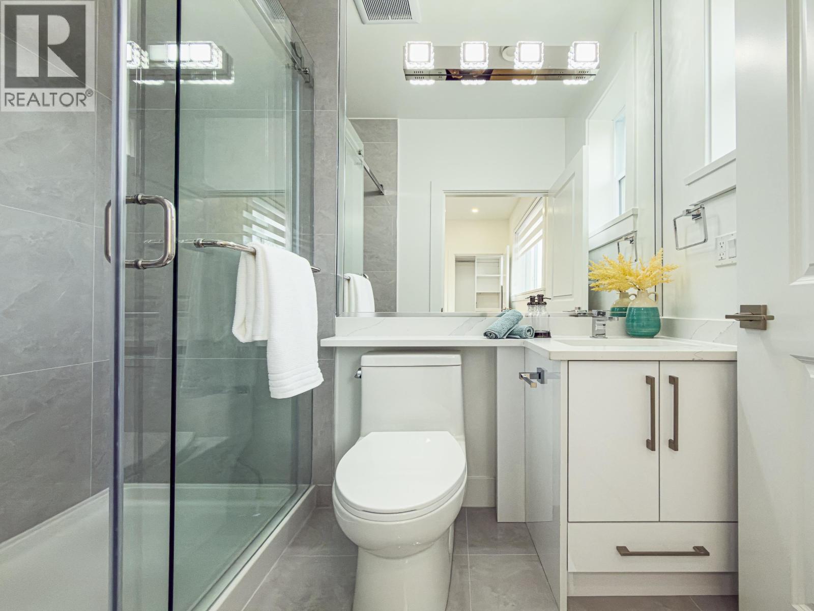 2174 E 46TH AVENUE, Vancouver