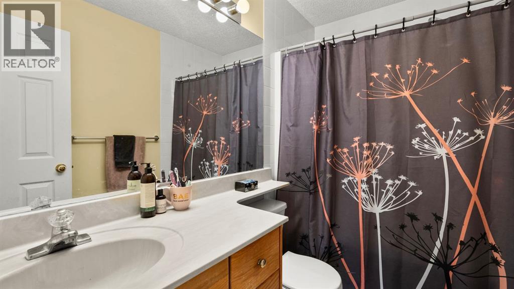 Single Family House for Sale in  Arbour Grove Close NW Arbour Lake Calgary 