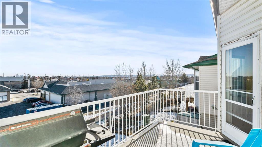 Single Family House for Sale in  Arbour Grove Close NW Arbour Lake Calgary 