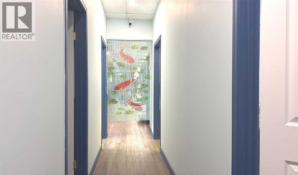 Business for Sale in Nails street Salon  SE Acadia Calgary 