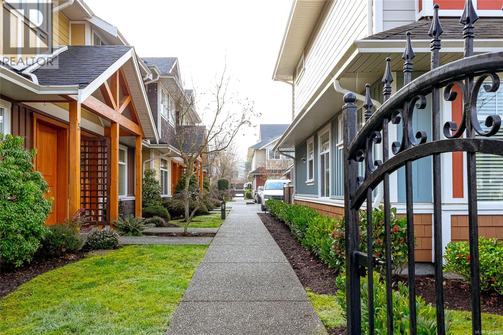 21 3050 Sherman Rd, Duncan