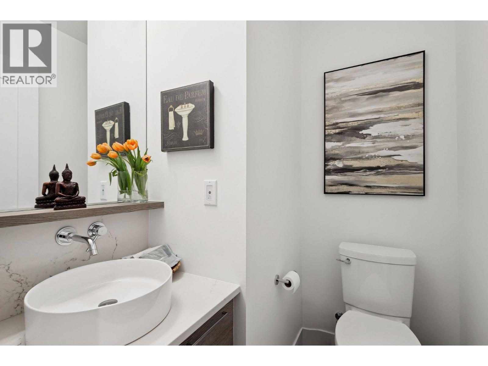 21 856 ORWELL STREET, North Vancouver