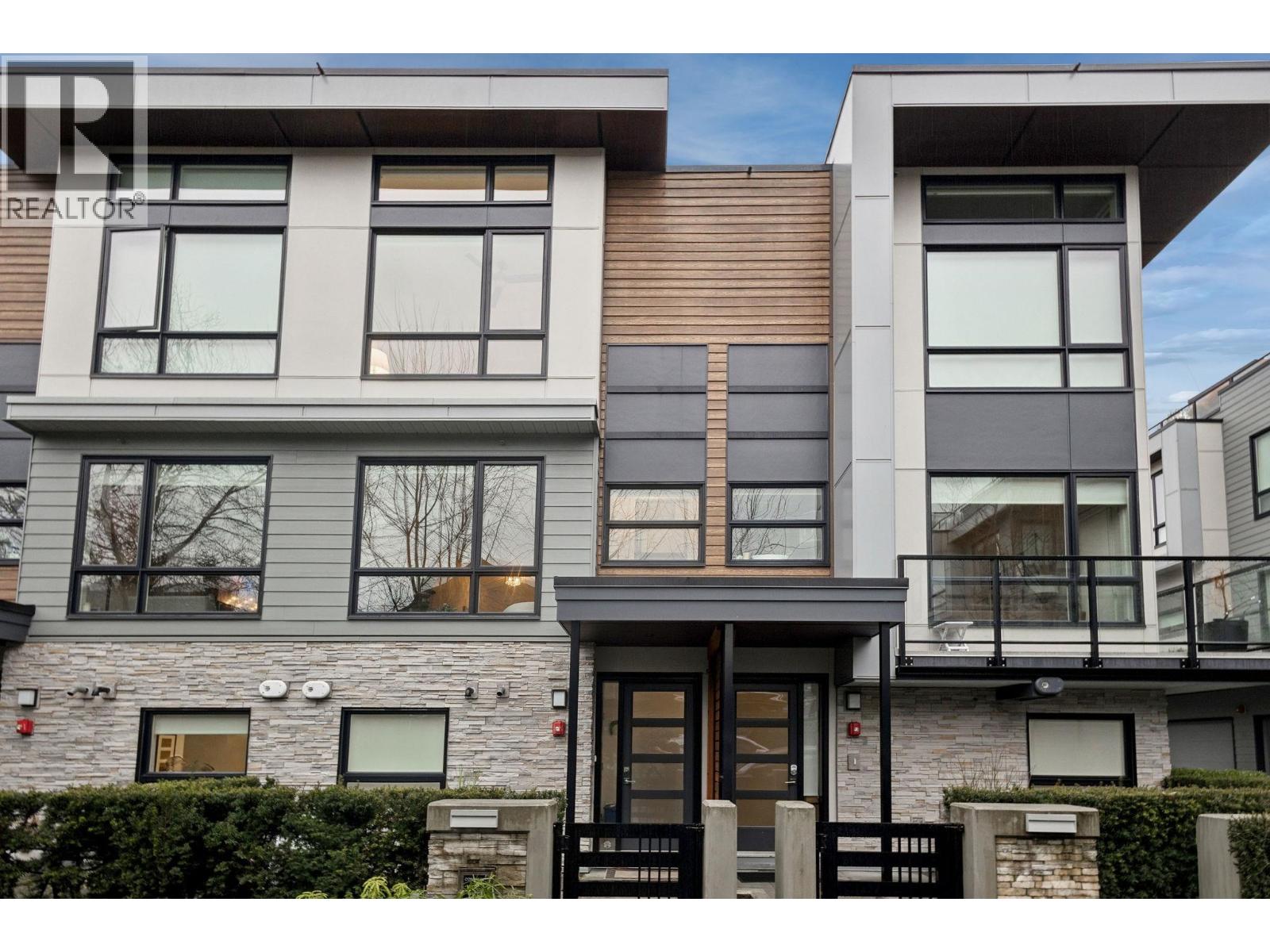 21 856 ORWELL STREET, North Vancouver