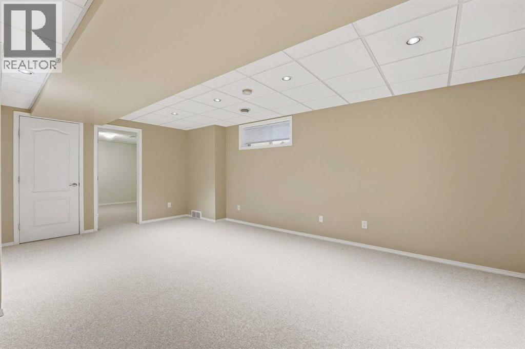 Single Family House for Sale in  Arbour Lake Road NW Arbour Lake Calgary 