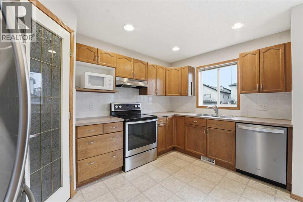 Single Family House for Sale in  Arbour Lake Road NW Arbour Lake Calgary 