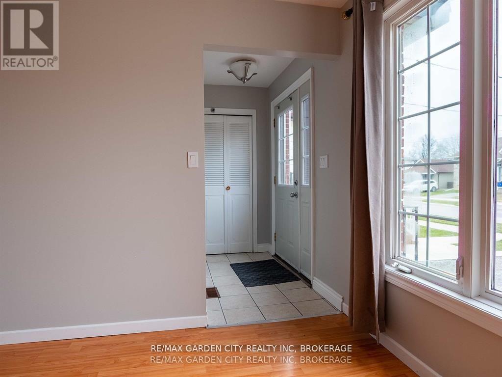 9 CHURCHILL STREET - 3