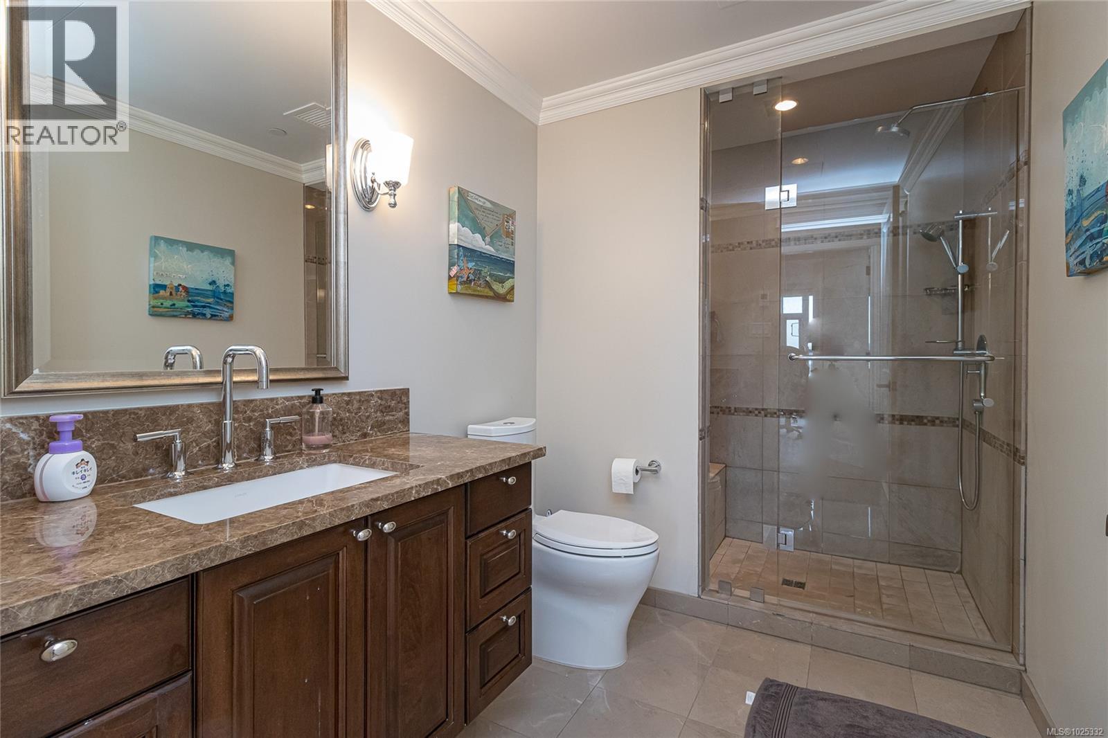 405 1175 Beach Drive, Oak Bay