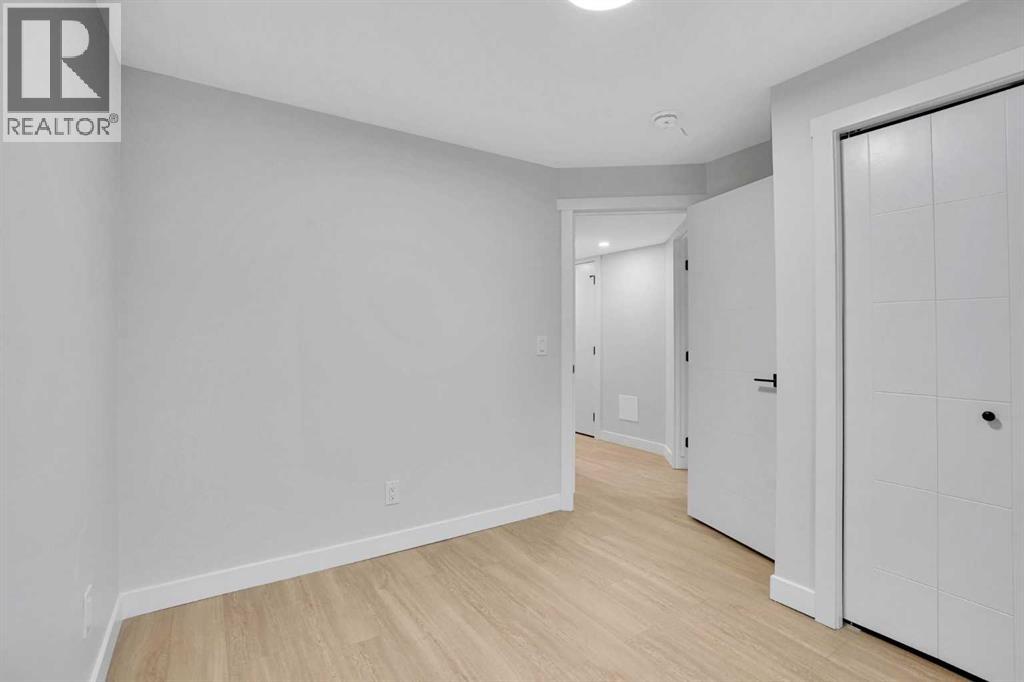 Single Family House Bungalow for Sale in  Shawmeadows Place SW Shawnessy Calgary 