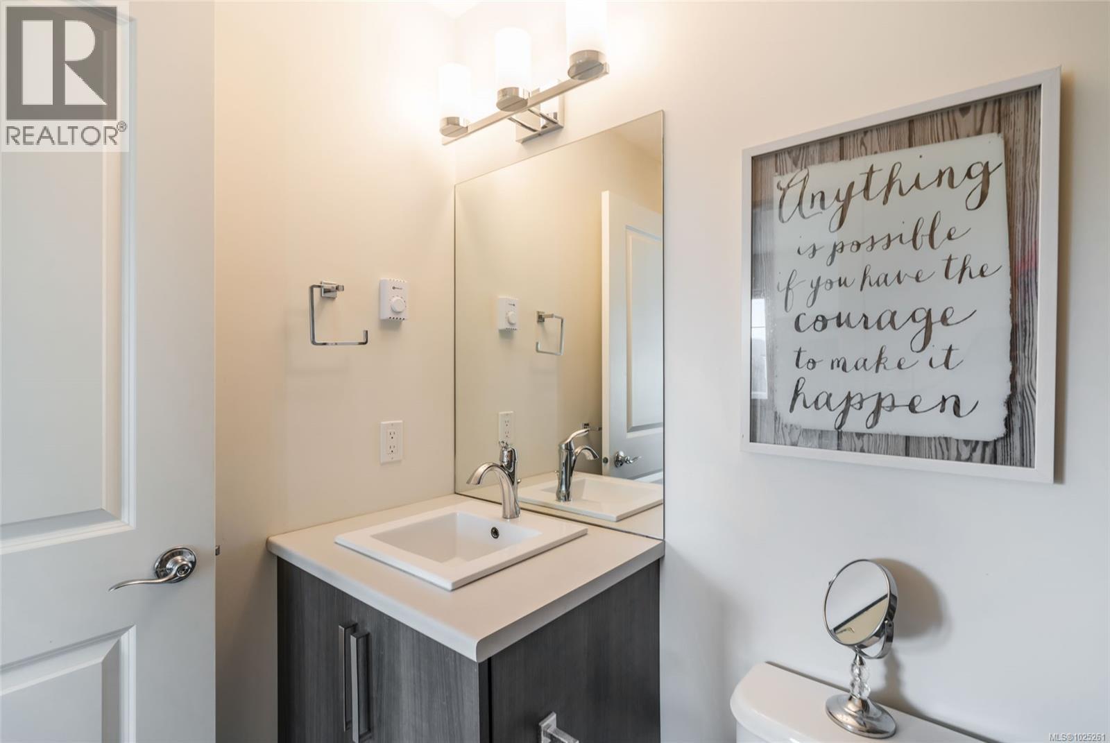 149 1720 Dufferin Cres, Nanaimo