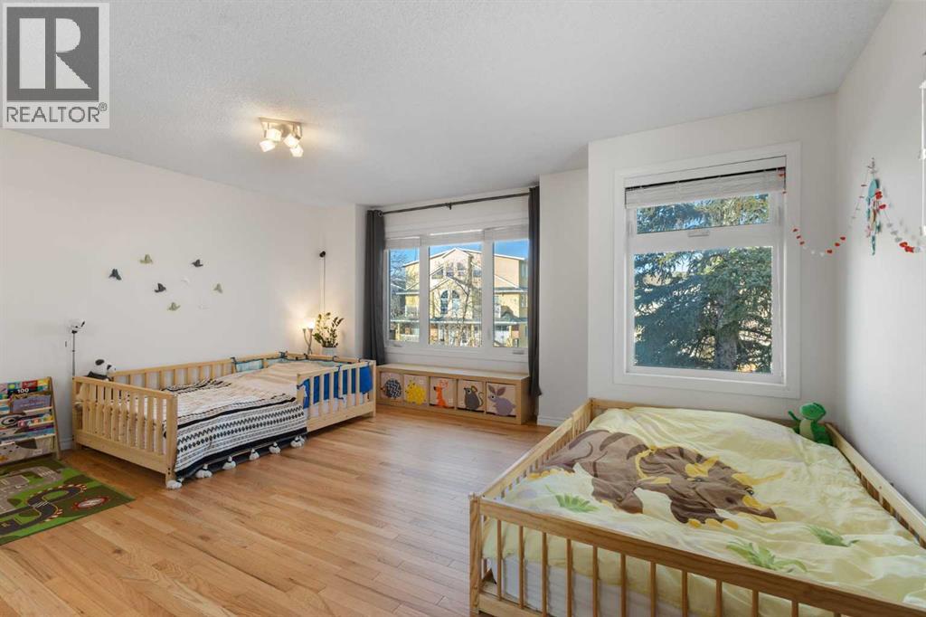 Single Family House for Sale in   Avenue SW South Calgary Calgary 