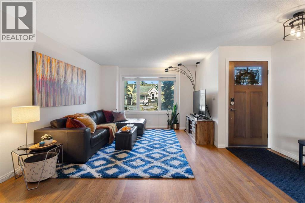 Single Family House for Sale in   Avenue SW South Calgary Calgary 