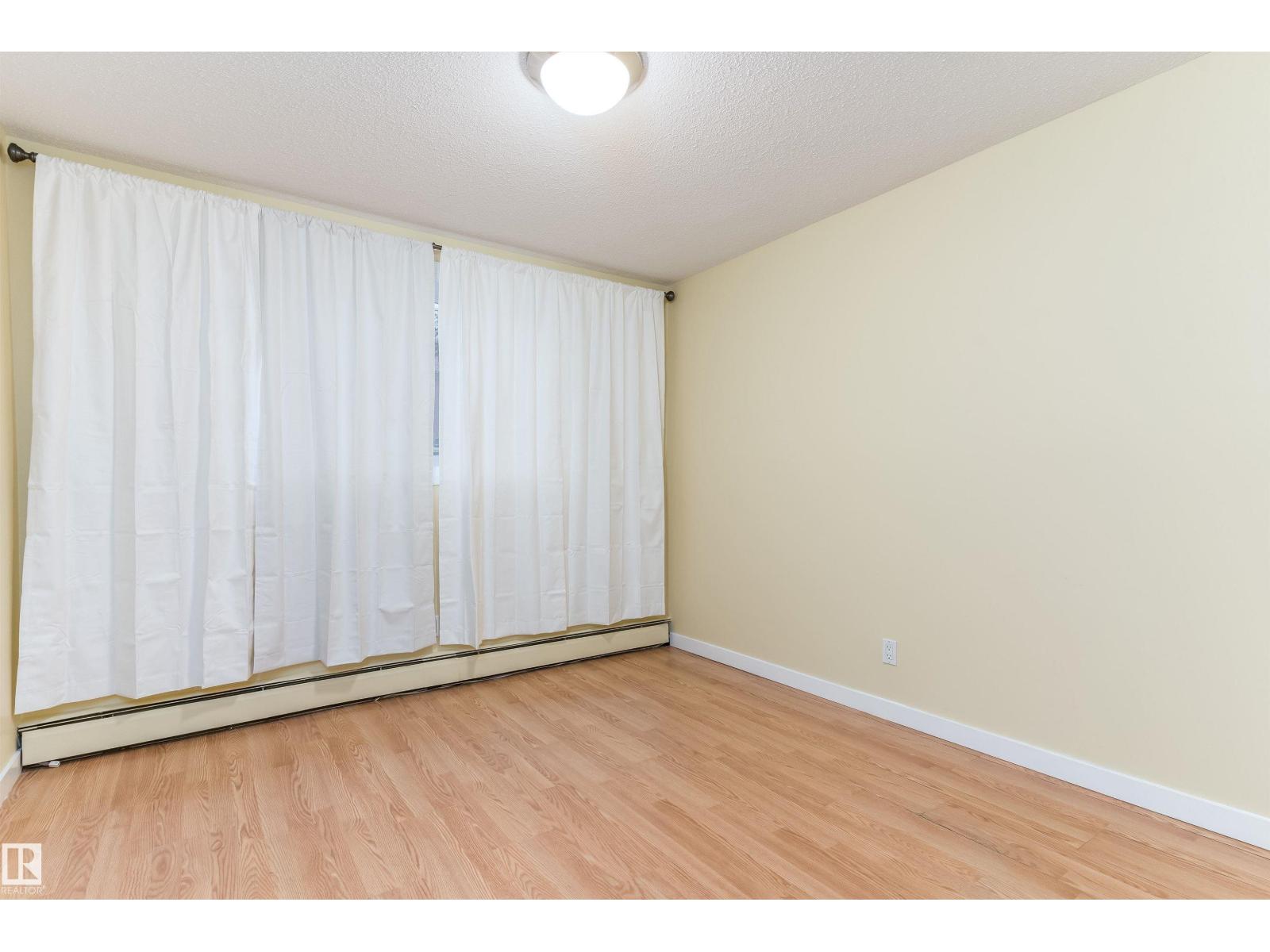 #102 9925 83 AV NW - 15