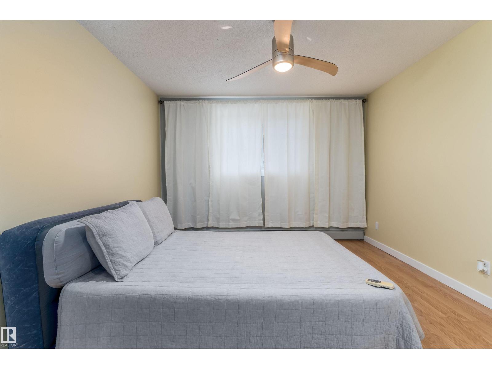 #102 9925 83 AV NW - 21