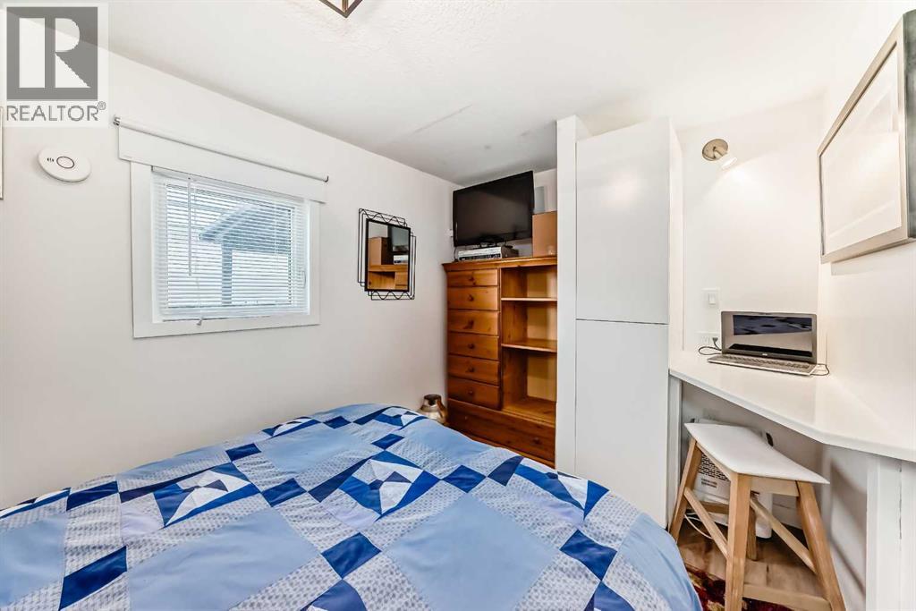 Single Family House Mobile Home for Sale in   Arbour Lake Road NW Arbour Lake Calgary 