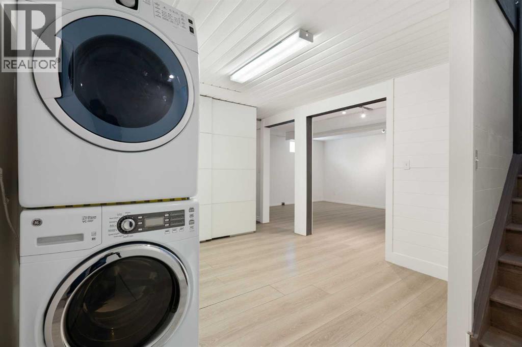 Single Family House for Sale in  Harvest Creek Close NE Harvest Hills Calgary 