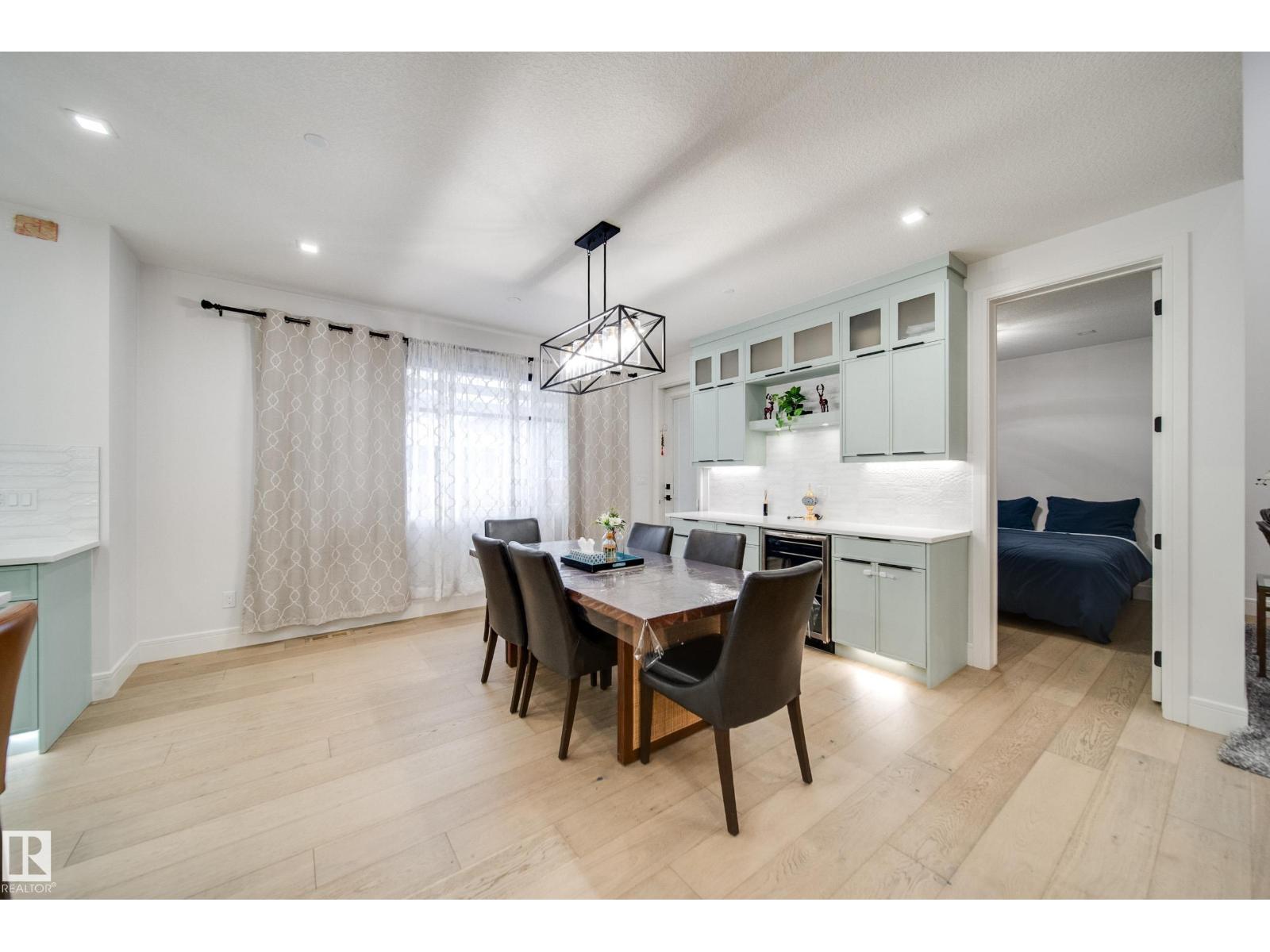 4416 SUZANNA CR SW, Edmonton