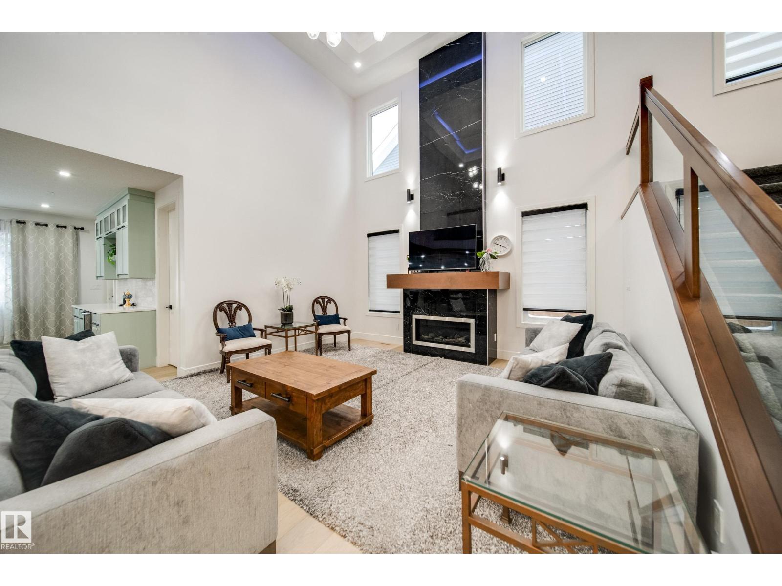 4416 SUZANNA CR SW, Edmonton