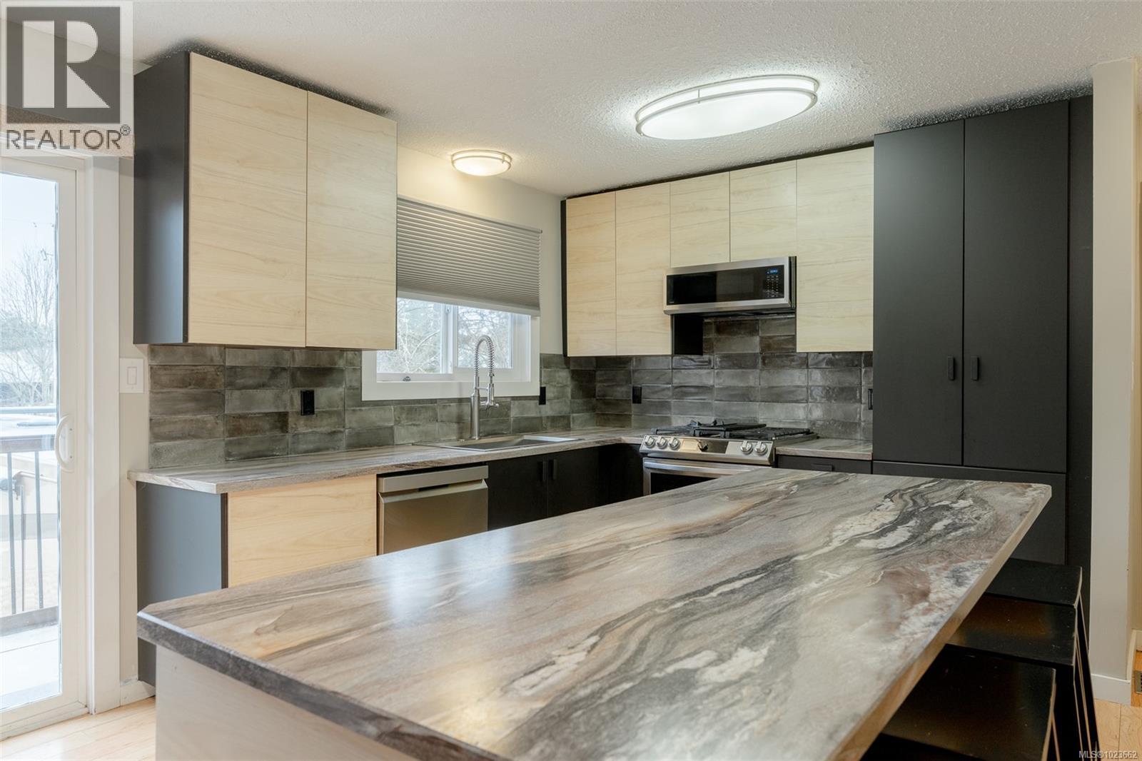 3422 Markham Pl - 16