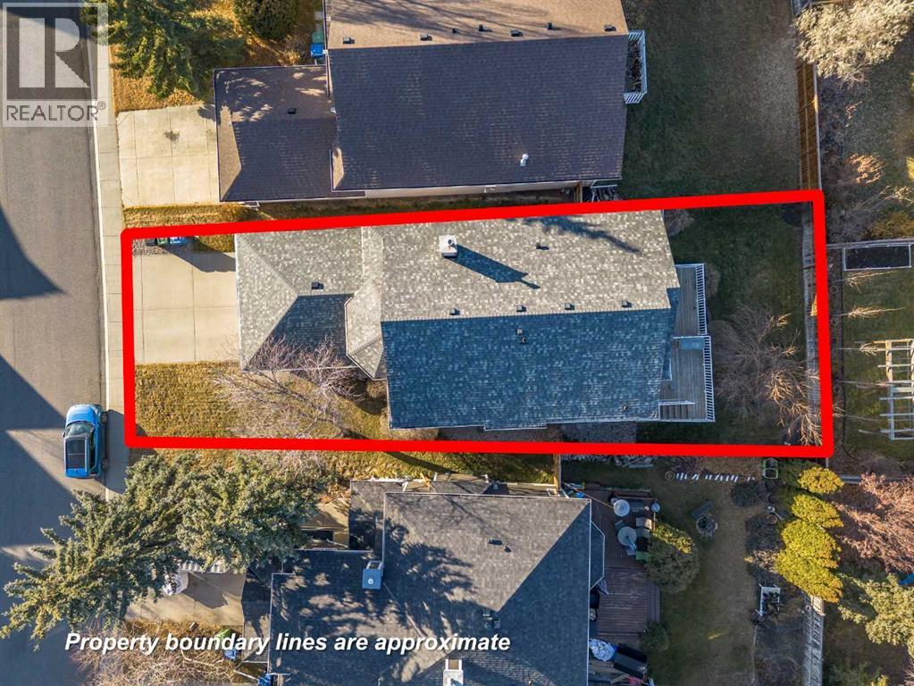 Single Family House Bi-level for Sale in  Somerset Close SW Somerset Calgary 