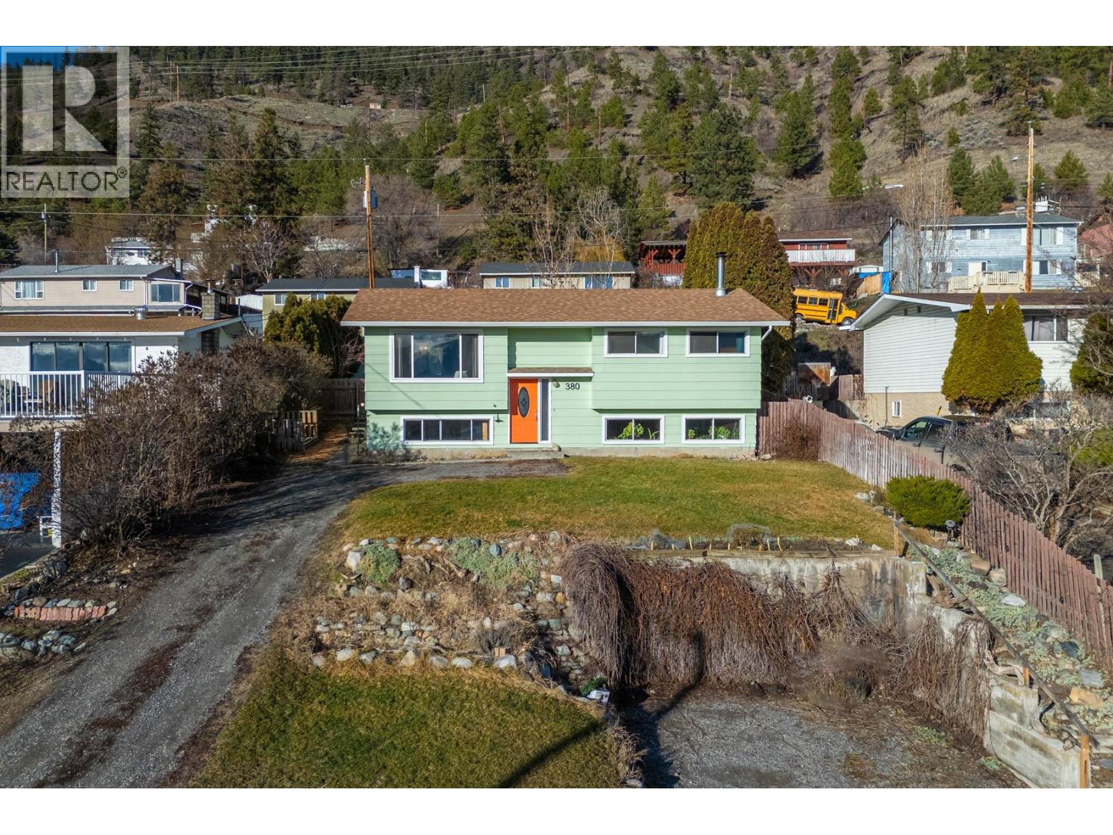 380 PANORAMA Lane, Lillooet