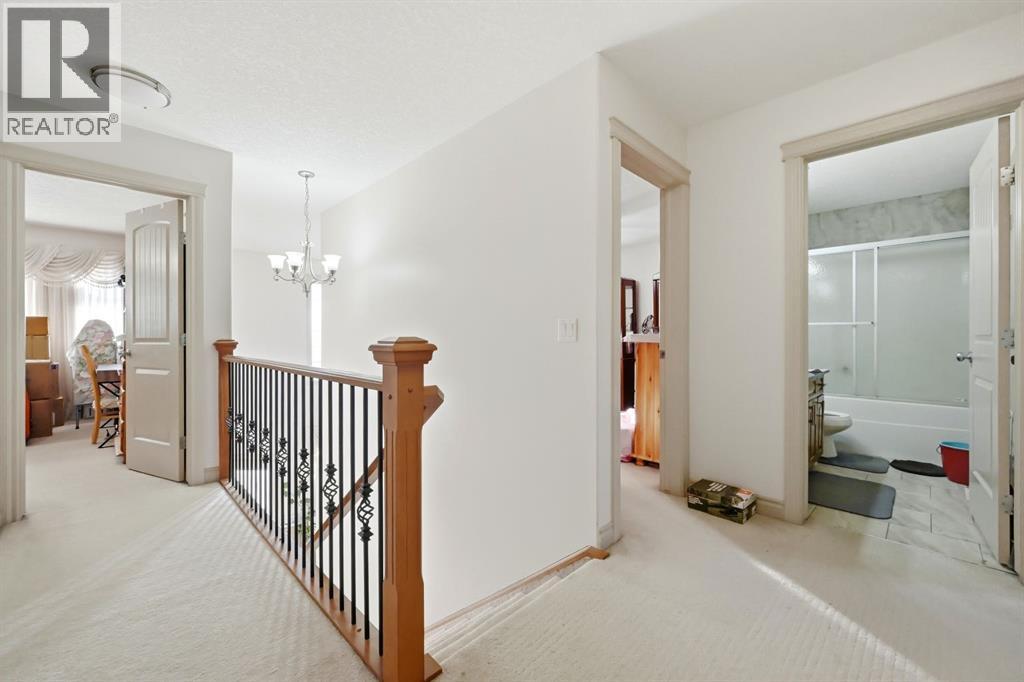 Single Family House for Sale in  Taralake Common NE Taradale Calgary 