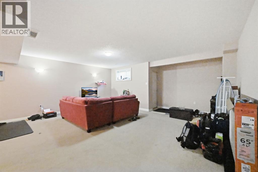 Single Family House for Sale in  Taralake Common NE Taradale Calgary 