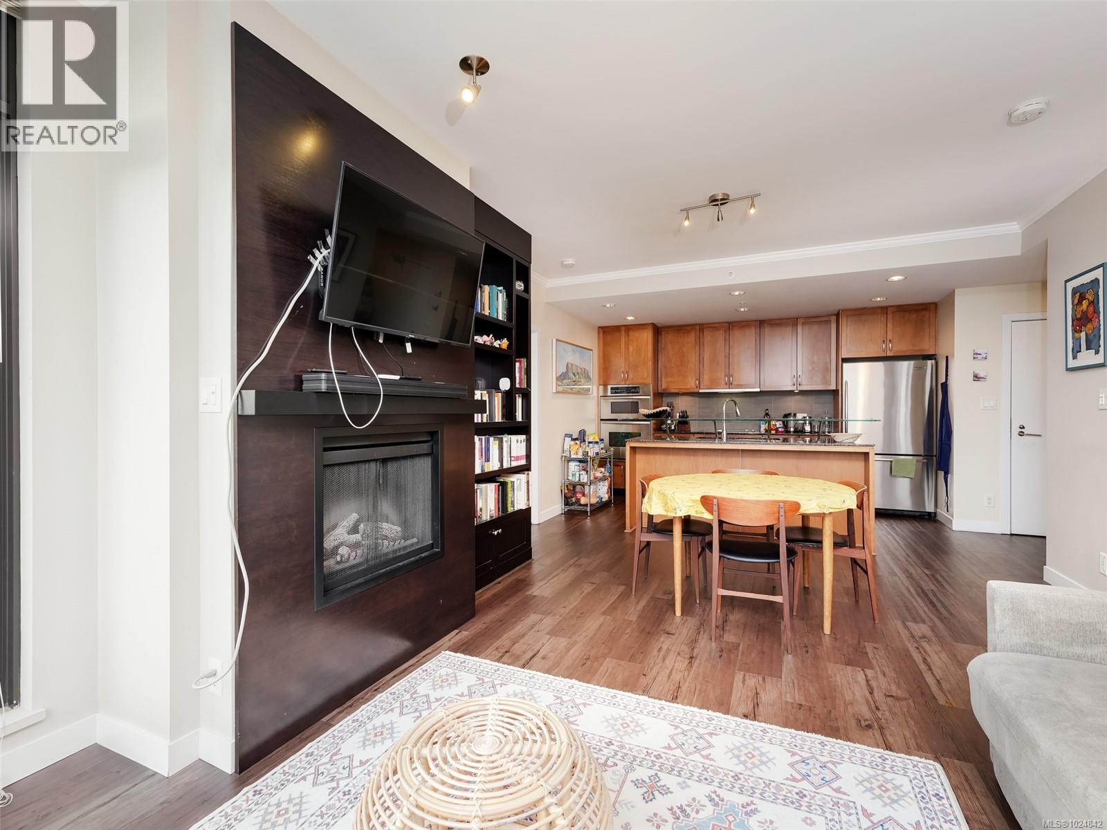 604 788 Humboldt Street, Victoria