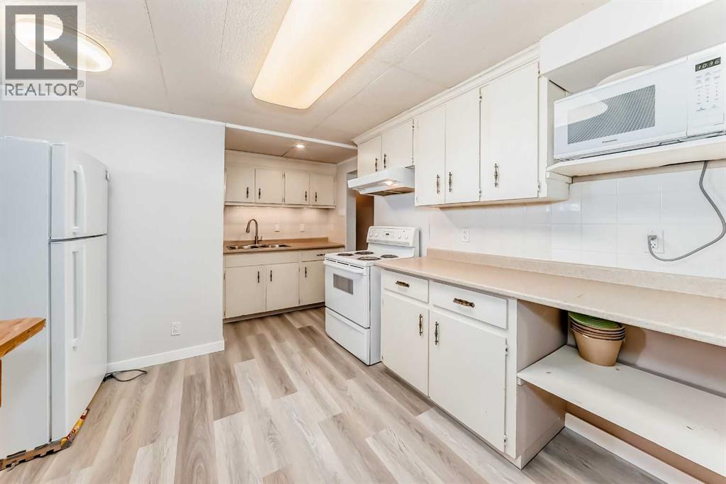 Single Family House Bungalow for Sale in  Robert Road NE Renfrew Calgary 