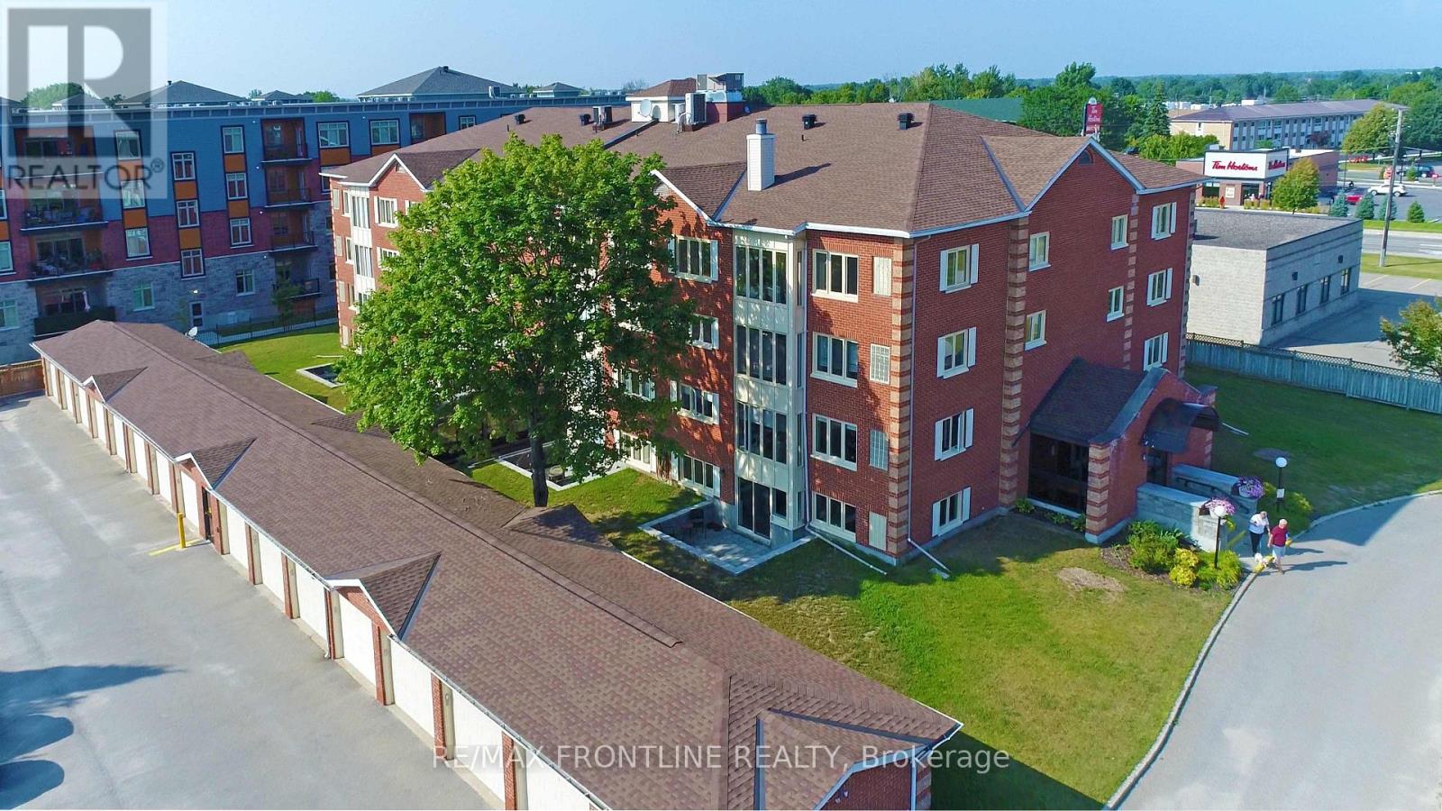 #UNIT #302 10 ARMSTRONG DRIVE - 1