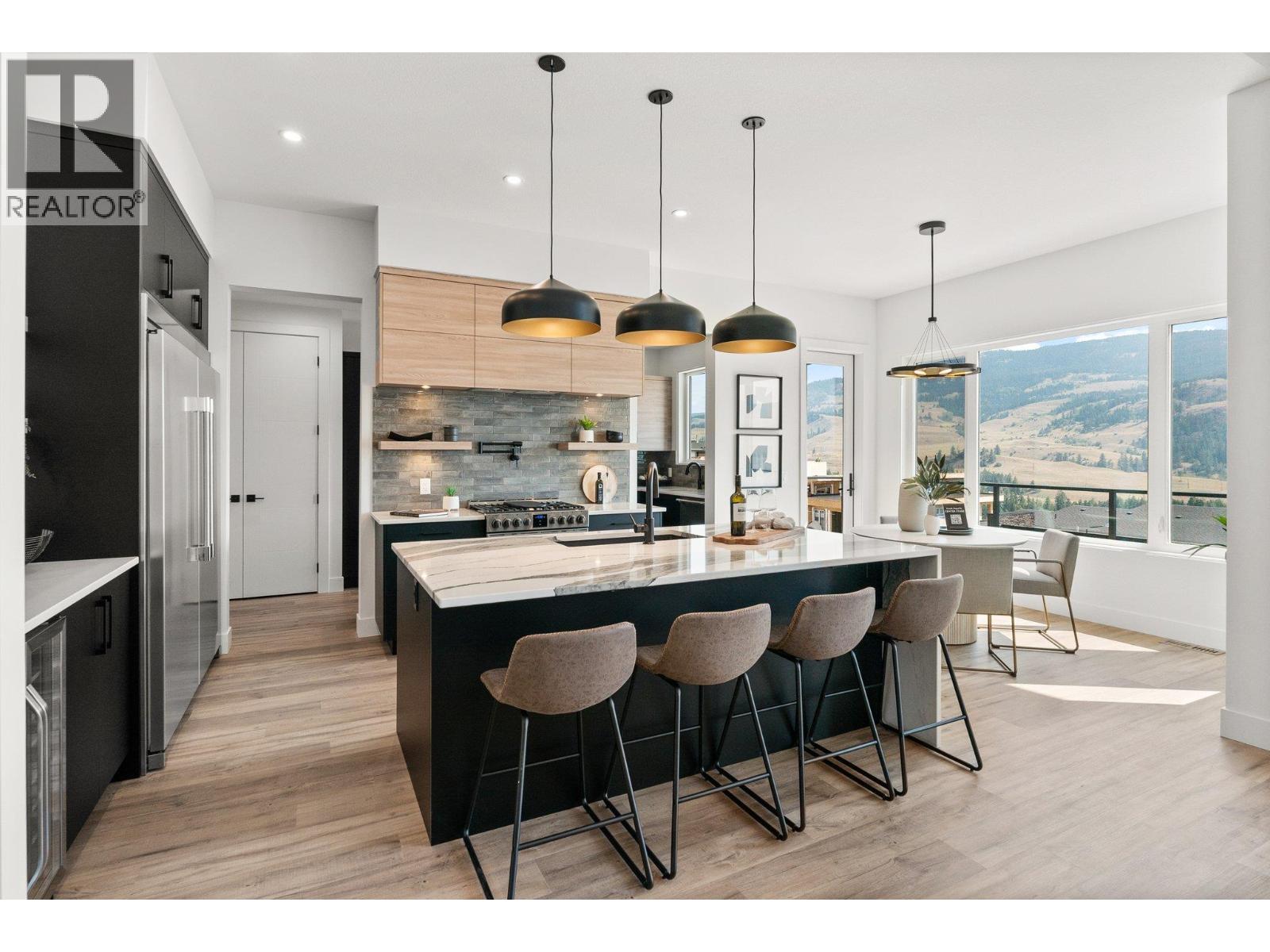 901 Melrose Street, Kelowna