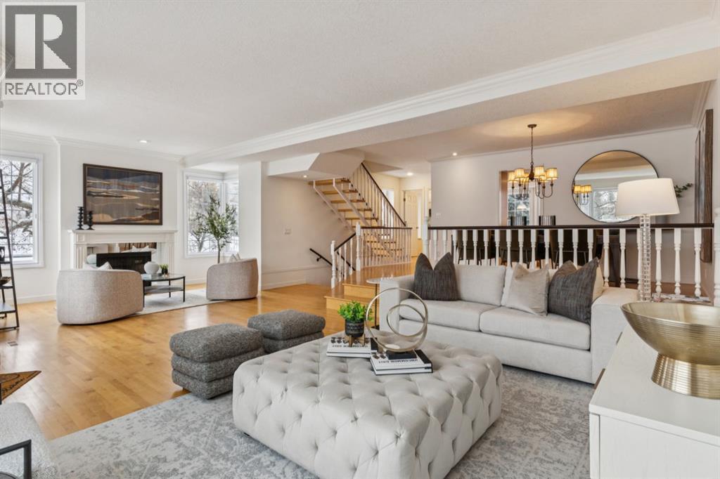 Single Family House for Sale in    Street NW Varsity Calgary 