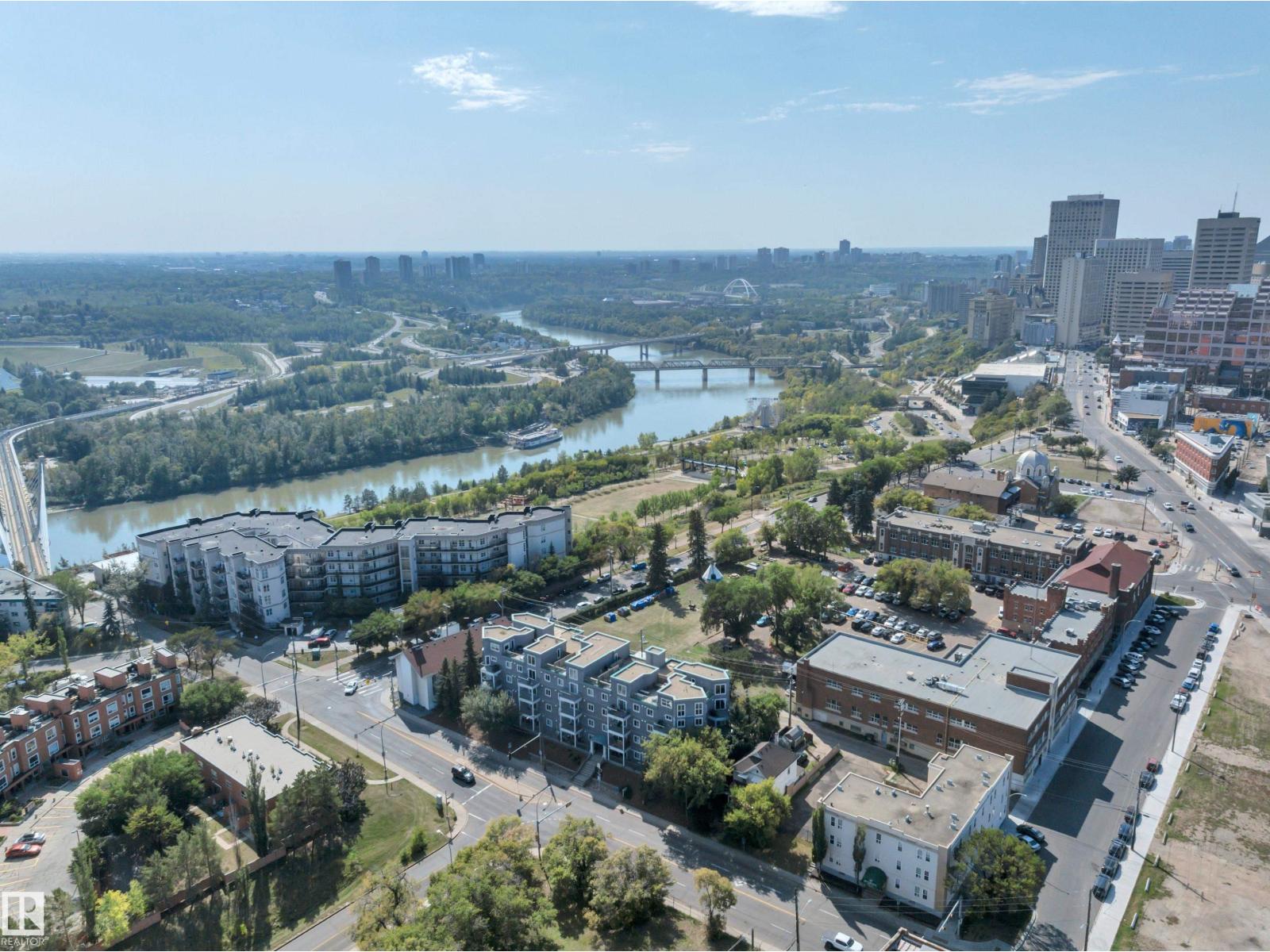 
          408 10118 95 Street NW
            <br/>
            <span>Edmonton</span>
            , 
            <span>AB</span>
             <span>T5H4R6</span>
         - Photo 50