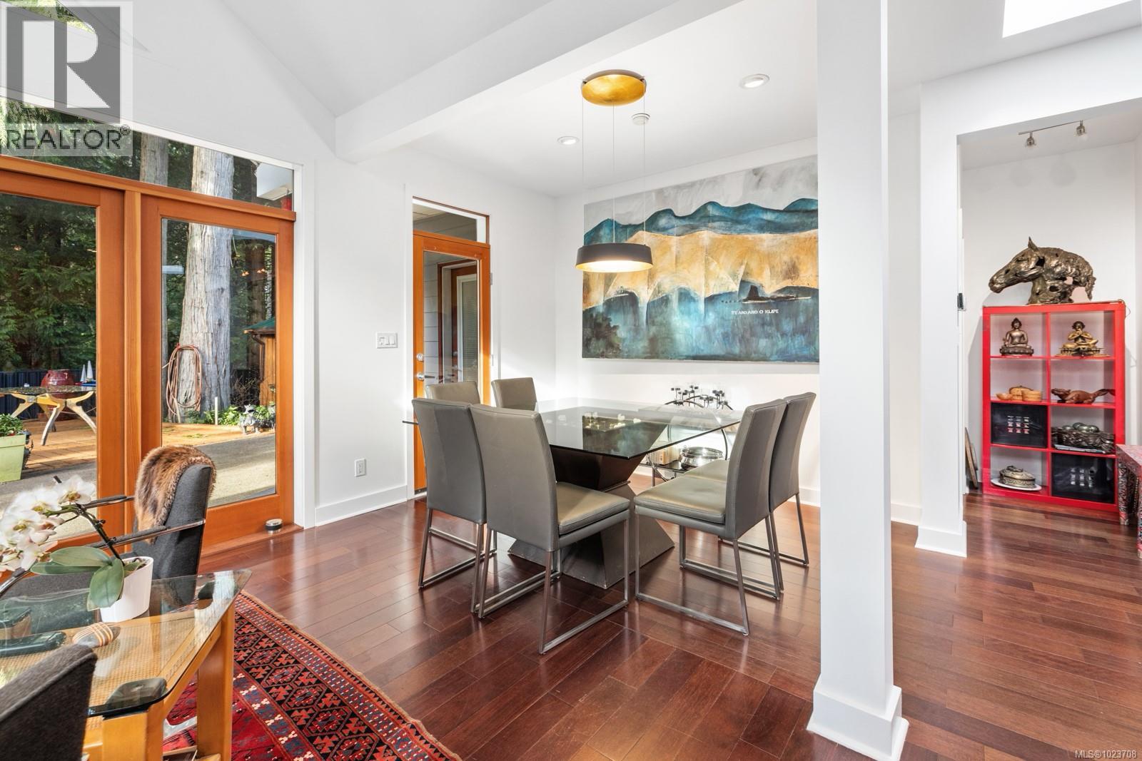 2598 Kinnoull Cres, Mill Bay