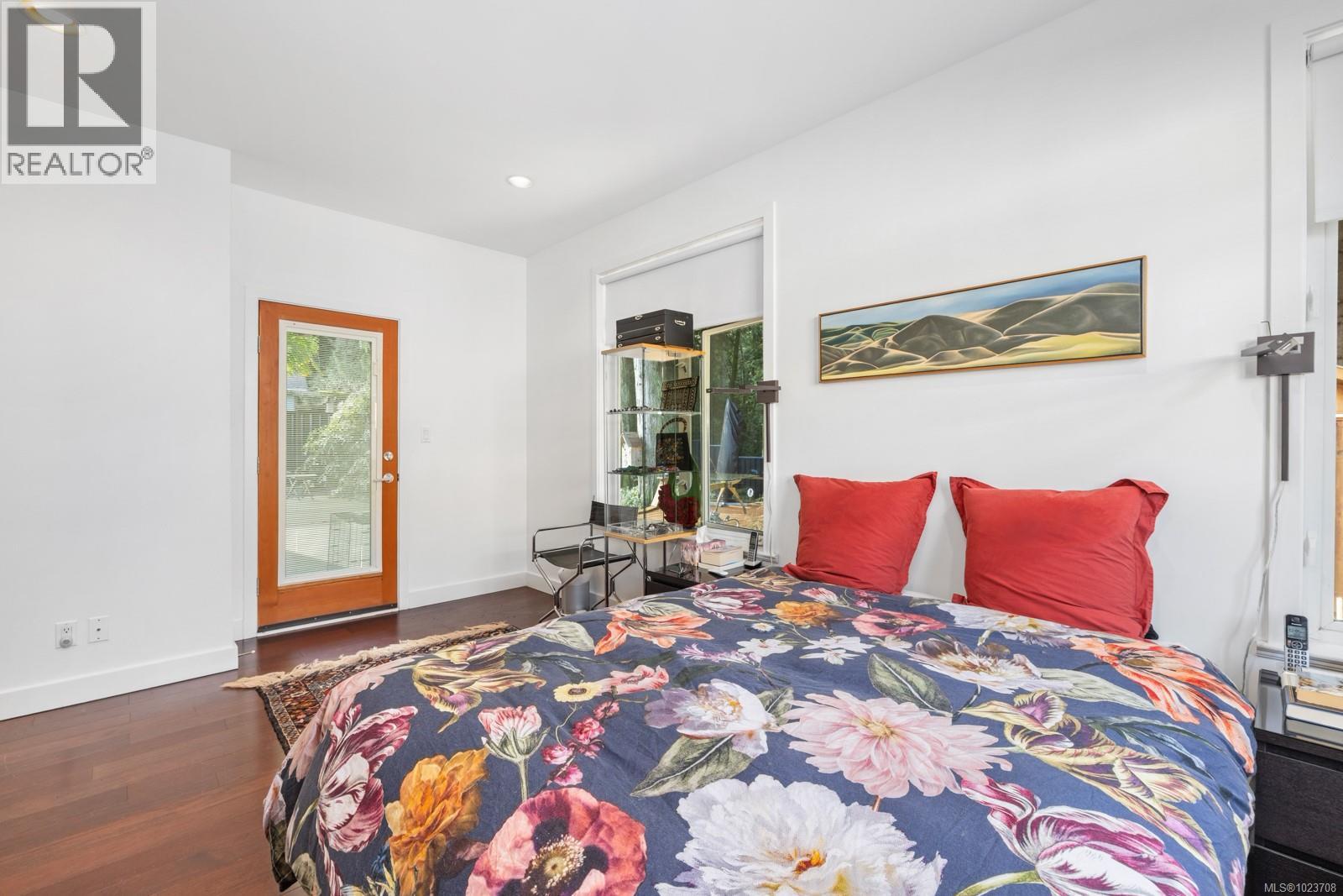 2598 Kinnoull Cres, Mill Bay